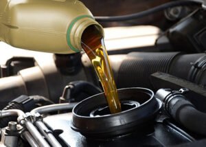 Aceite mineral Goodyear Elite Car Expert 5W-30 para motor a gasolina API SP , 950 ml